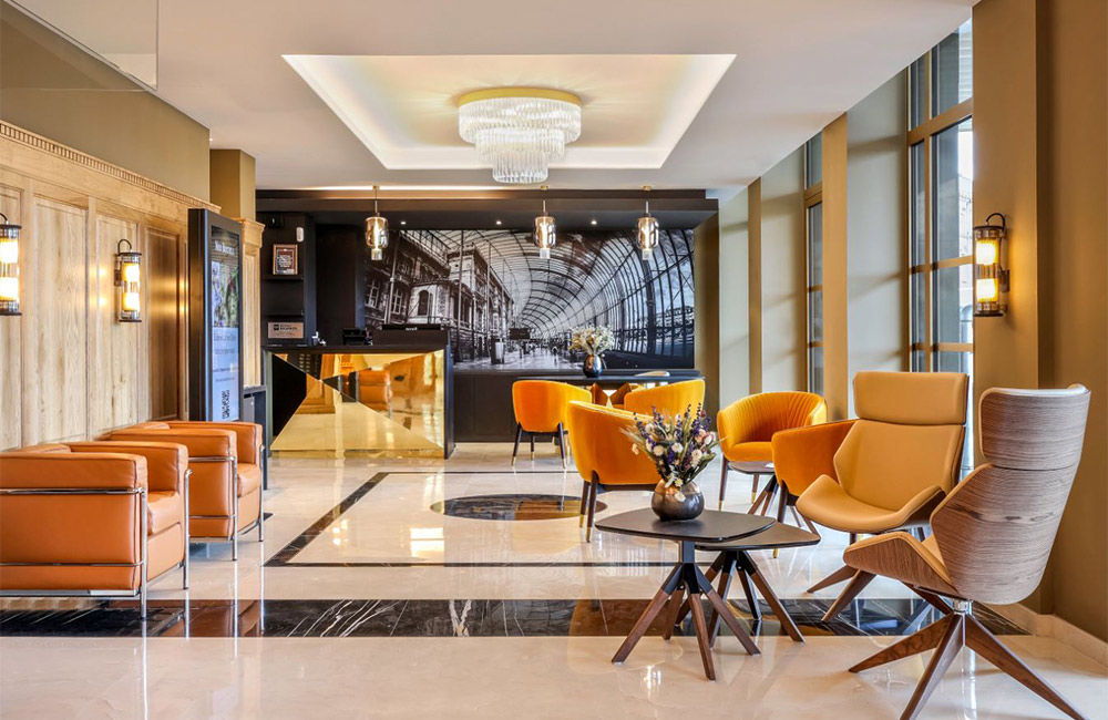 Modernes Hotel im Stil vergangener Zeiten